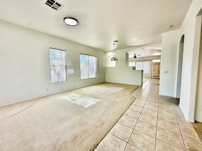 9103 Imperial Castle Ct — Photo 4
