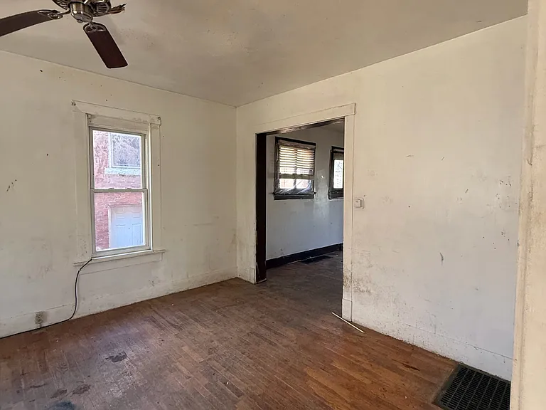 1908 N Union St — Photo 14