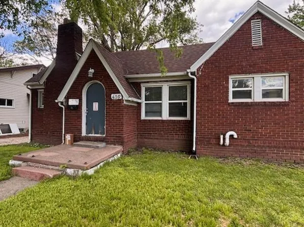 450 S 22nd St, Decatur, IL 62521