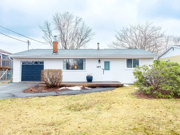 189 Montague Rd, Halifax, NS B2W 3P6