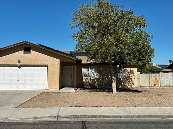 3765 S Isabel Dr
