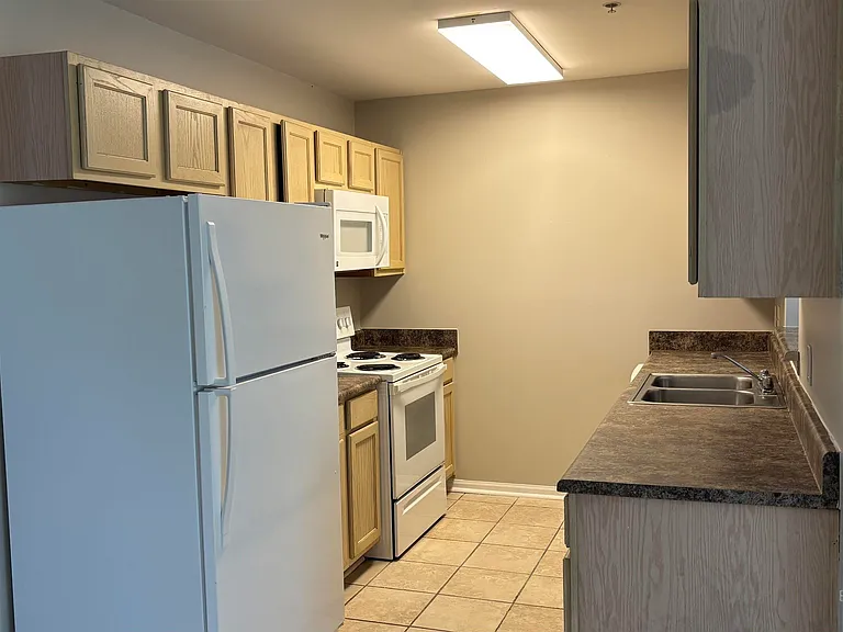 1517 Regency Rd #54 — Photo 2