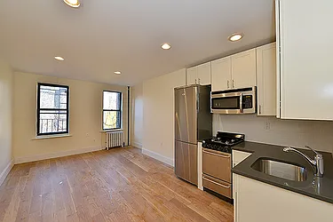 Rented by Weinstein Realty Group