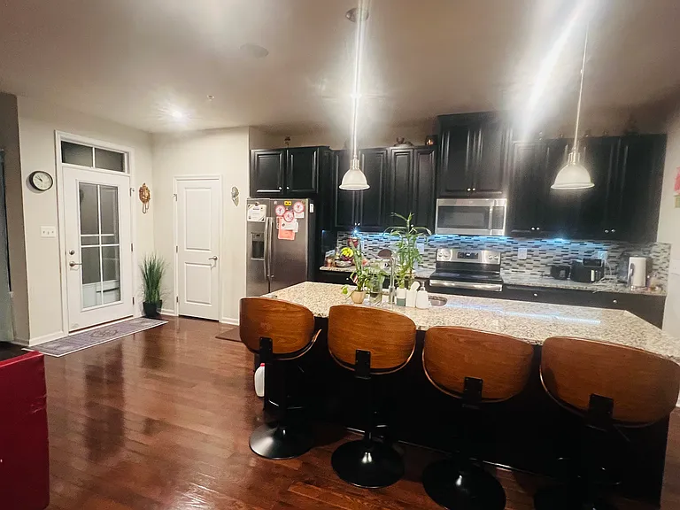 22104 Fulmer Ave — Photo 3