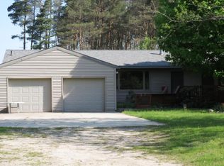 4530 River Rd, Evart, MI 49631