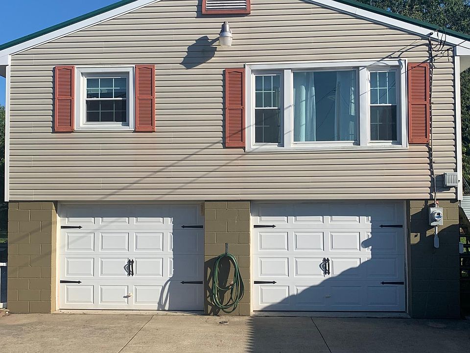 1st image of 541 1/2 4th Ave