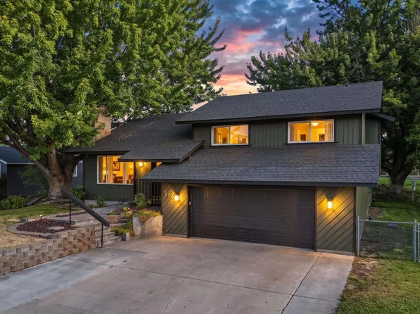 500 Meadows Dr S, Richland, WA 99352