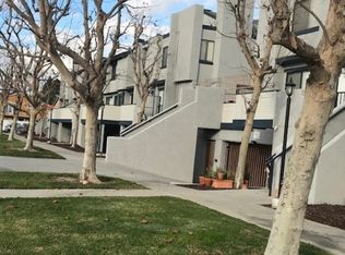 803 E Victoria St UNIT 102, Carson, CA 90746