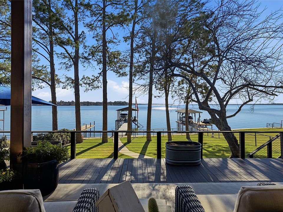 1st image of 199 Seaside Dr