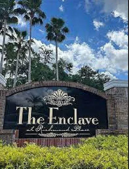 The Enclave community Sign