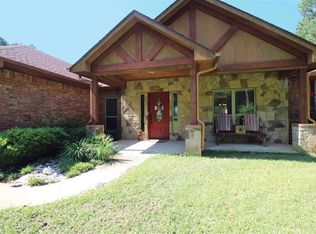 225 Beall Ln, Longview, TX 75604