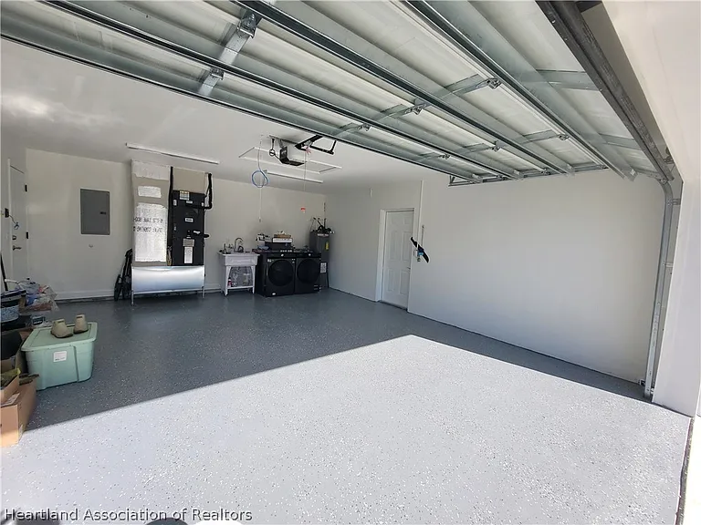 3063 Morning Glory Dr — Photo 11