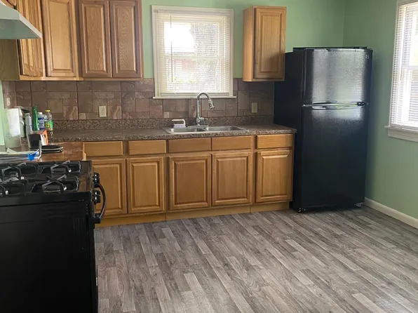 338 Mulberry St, Uvalde, TX 78801