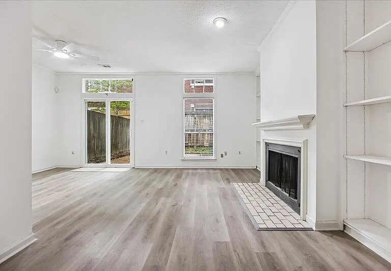 1694 Belvedere Ct — Photo 5