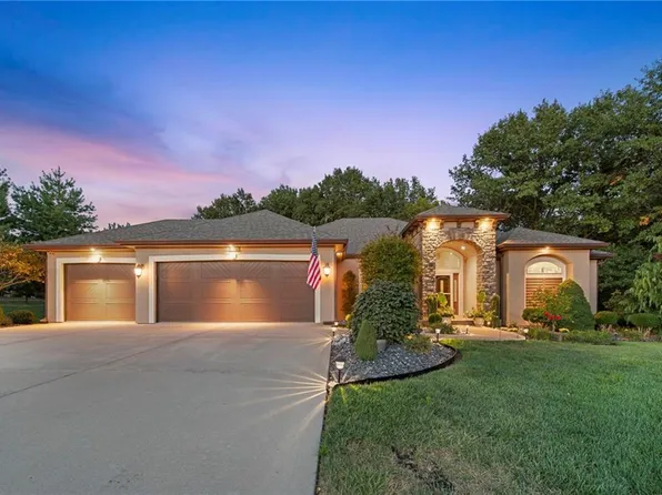 13323 Kelli Dr, Kearney, MO 64060