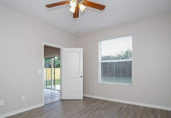 3rd image of 248 White Marsh Cir