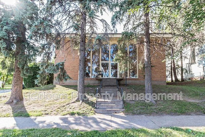 1 bed, 1.0 bath, 400 sqft, $1,000 — Photo 2