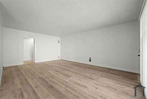 3878 Potomac Ave #5 — Photo 11