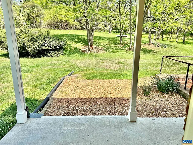 2278 Hansens Mountain Rd — Photo 10