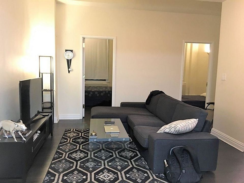 1st image of 20 E 42nd St APT 5