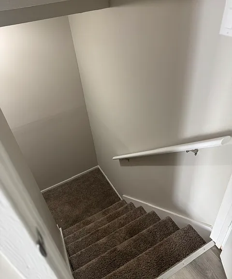 3933 Bronson Ct — Photo 4