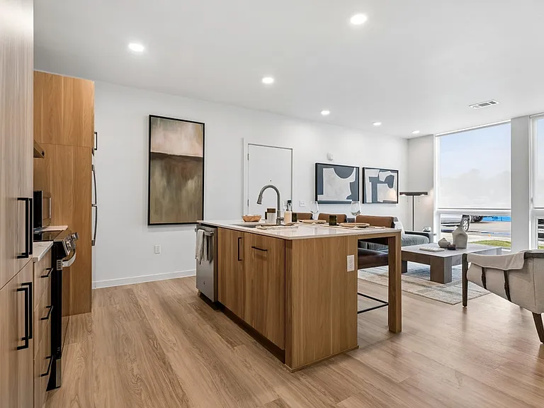 The Arden — Photo 19