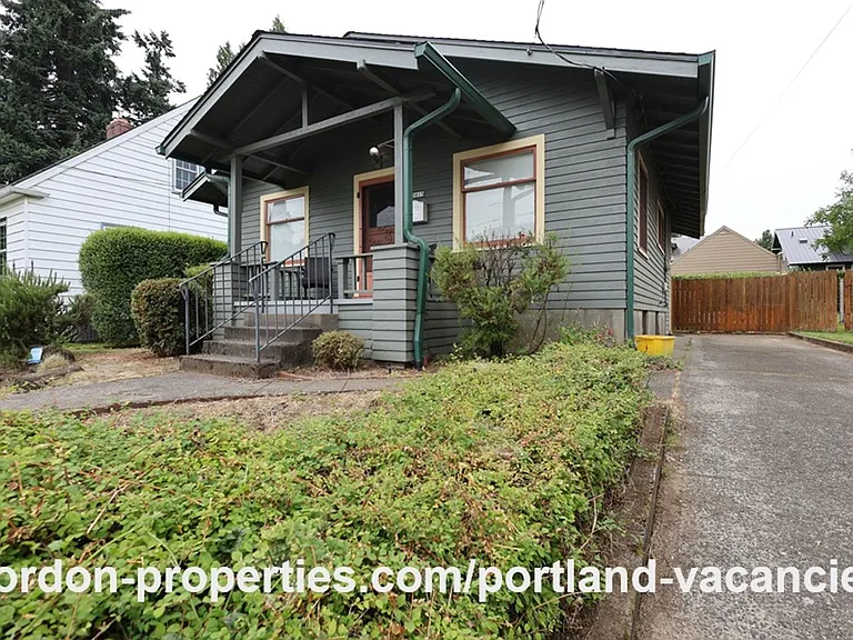3815 SE 11th Ave — Photo 4
