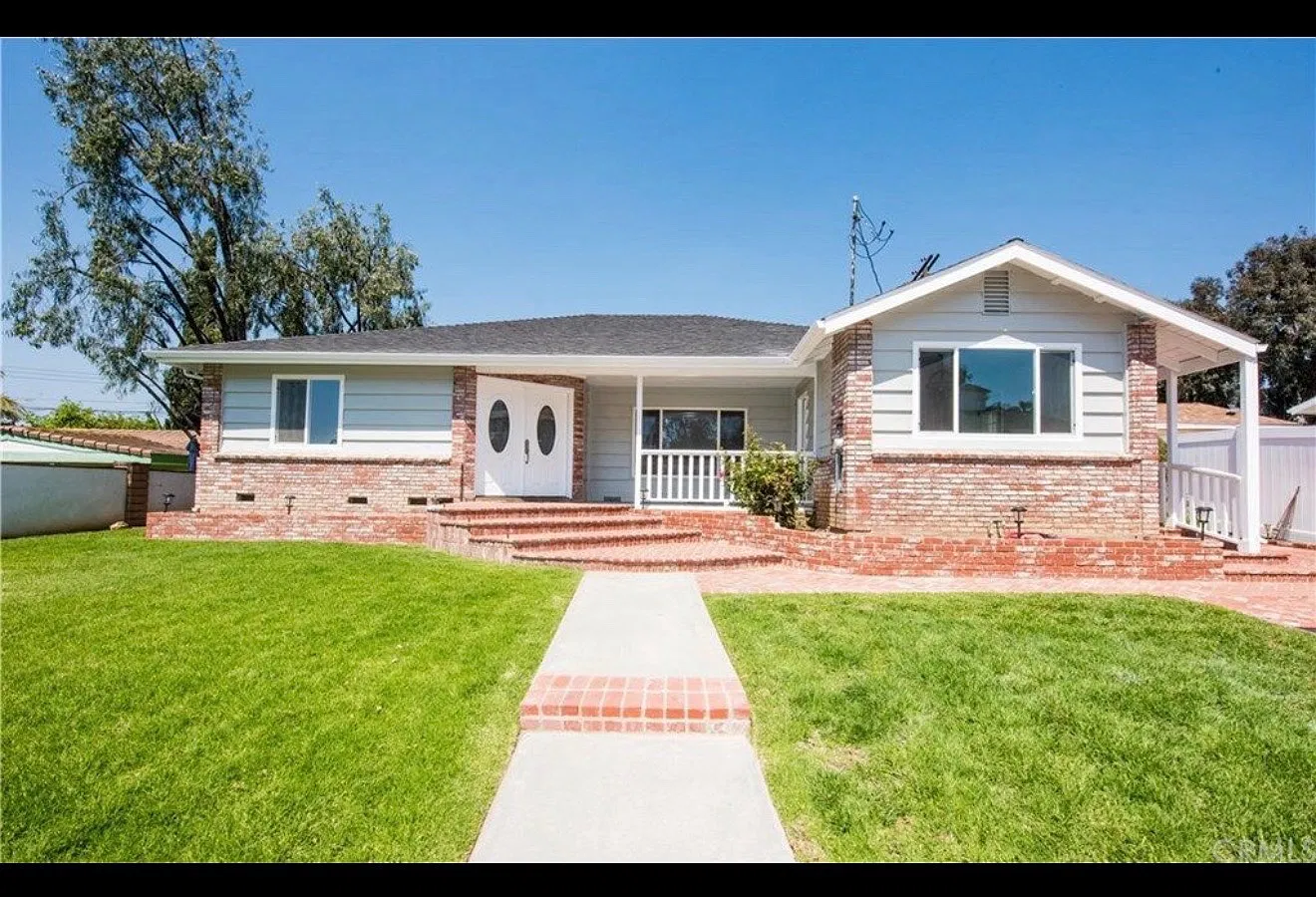 3 bed, 1802 sqft, $4,350 — Photo 1