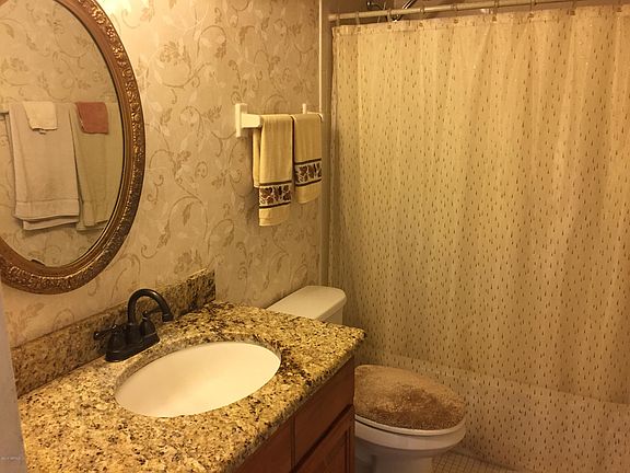 5th image of 2100 OCEAN Drive S #4F