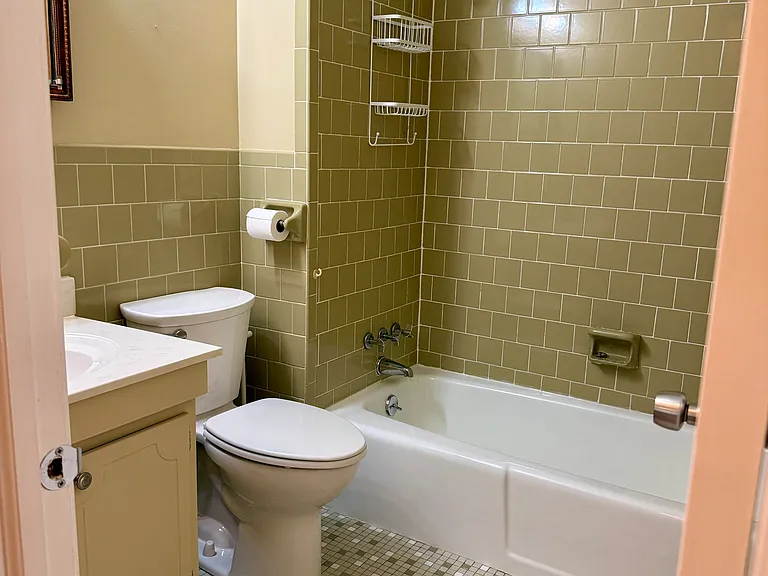 103 Brian Ln — Photo 8