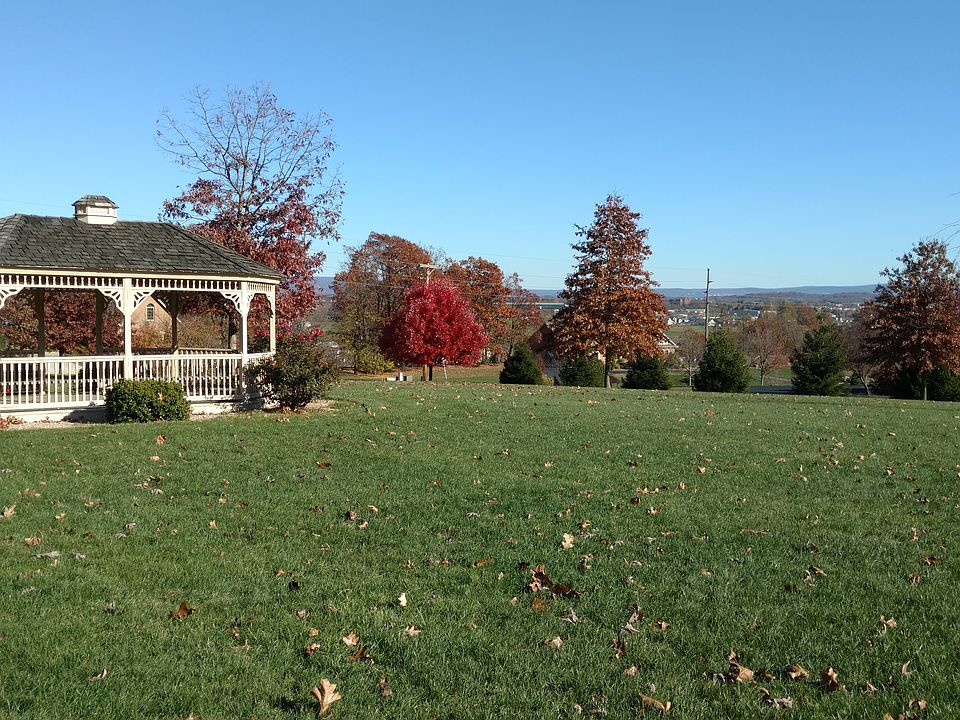 1st image of Lindman Dr #4