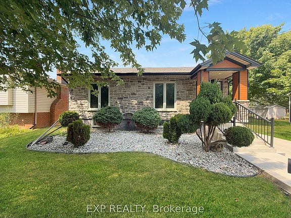 2nd image of 17 Greenfield Ct