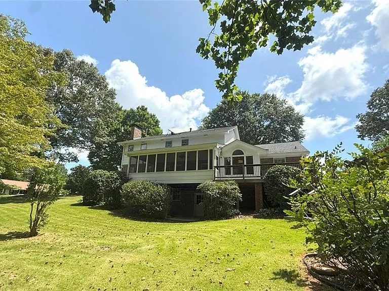 1150 Falstaff Dr — Photo 38