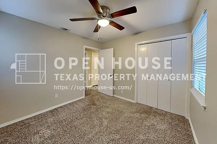 1558 Town Bluff Dr — Photo 10