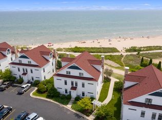 847 Beachfront Dr, Sheboygan, WI 53081