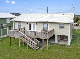 513 W 2nd Ave, Gulf Shores, AL 36542