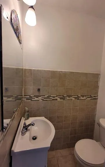 3827 Mount Vernon St #1 — Photo 4