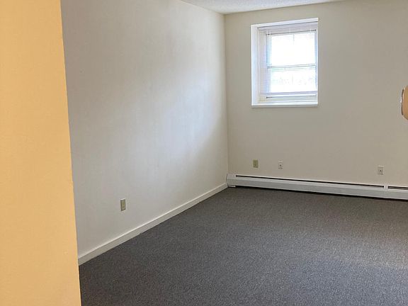 Sample studio image - May not be specific to available unit.