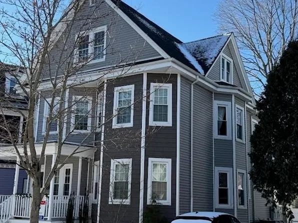 26 Bradfield Ave #3, Roslindale, MA 02131