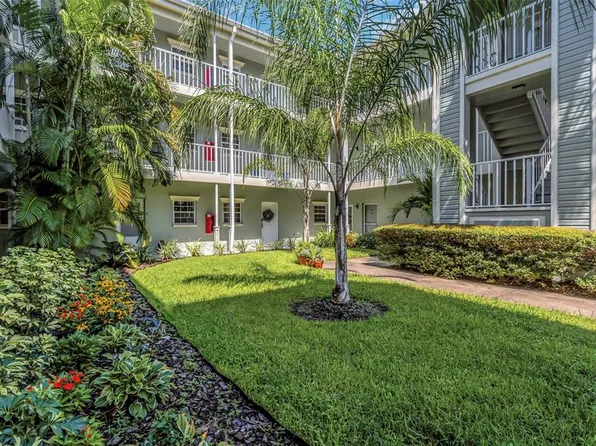 330 Promenade Dr APT 103, Dunedin, FL 34698
