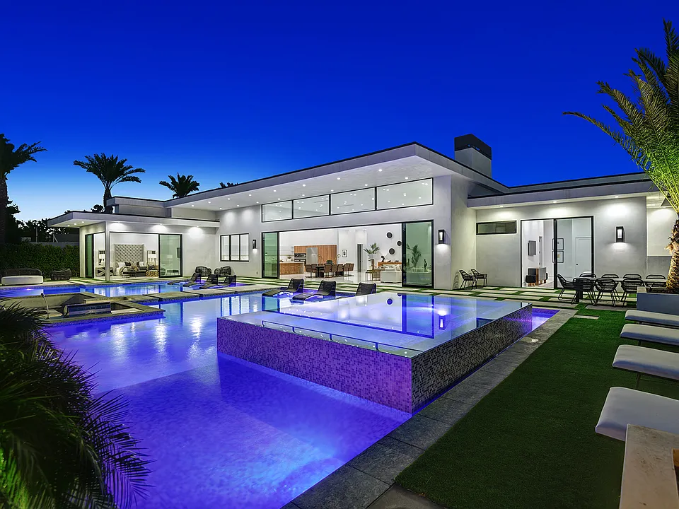 1 Bravo Ct