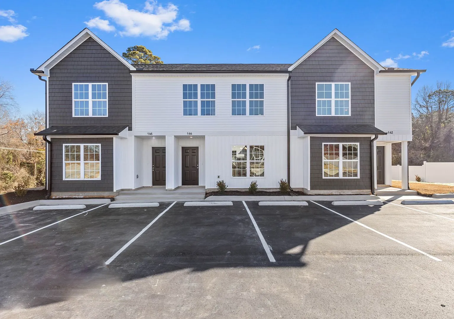 Military Special Expires 8/31 Small Luxury Community New Construction Townhouses Minuets From For... — Photo 2