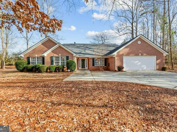 1235 Overland Park Dr, Braselton, GA 30517