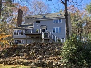 75 Howard St, Paxton, MA 01612