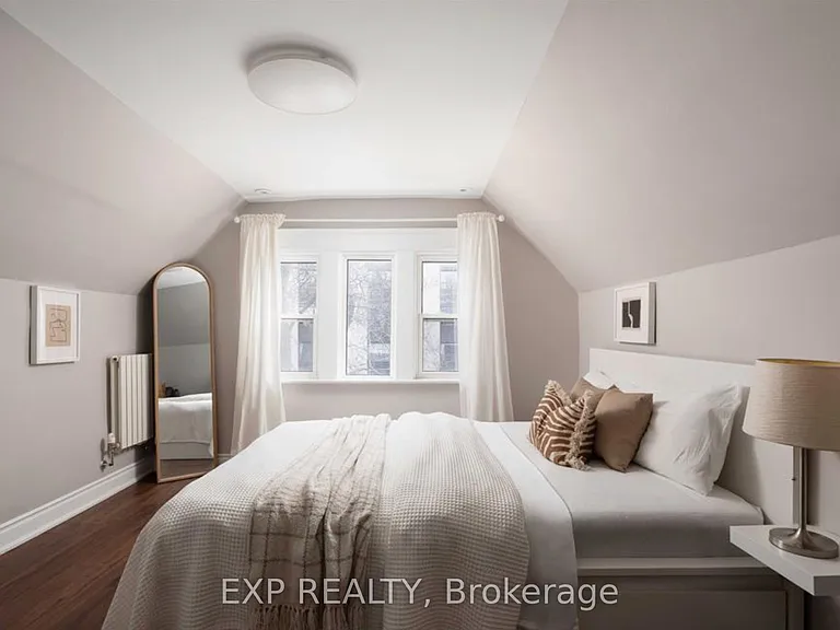 8 Springhurst Ave — Photo 12