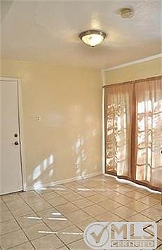 4th image of 4321 Pate Dr