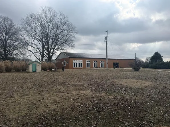 3040 Highway 77, Trezevant, TN 38258