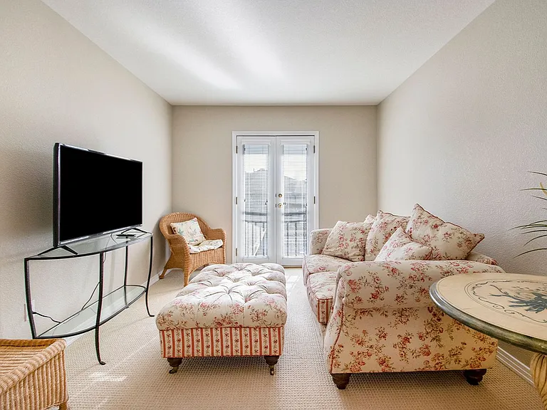 5650 W Quincy Ave #14 — Photo 33