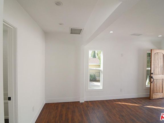 4th image of 4542 Paulhan Ave