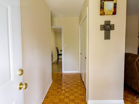 2nd image of 3511 Tide Dr